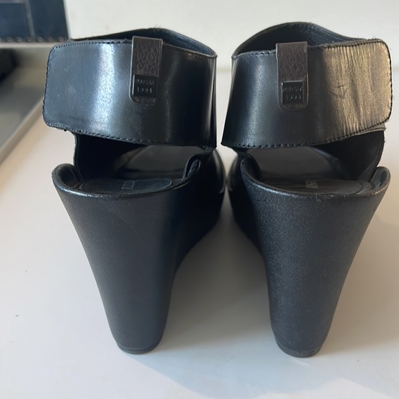 Black Peep-toe, sling-back wedge booties - Picture 4 of 6